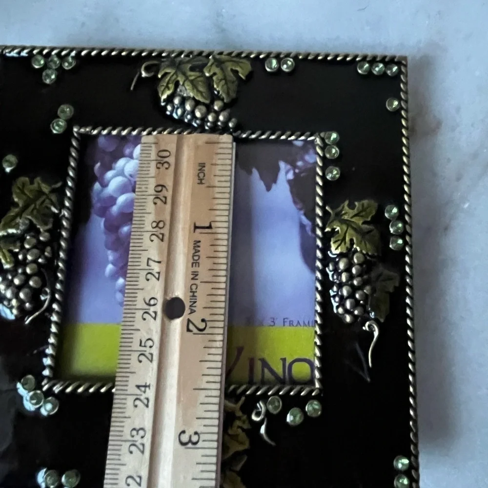 Vintage enamel grape design picture frame for 3”c3” photo